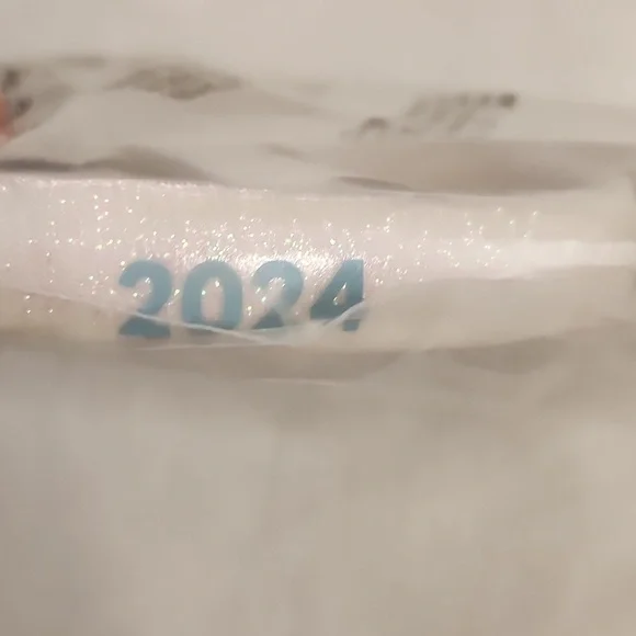 Disney 2024  Snowglobe Ears, Loungefly Stitch Wallet &  Jewel Keychain Key - Picture 4 of 17